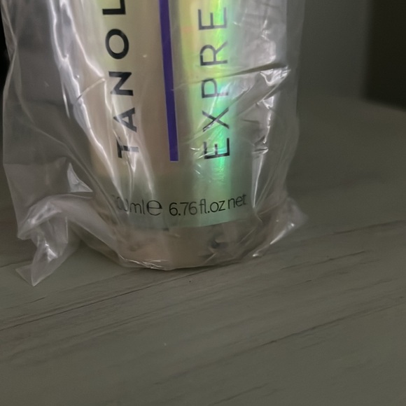 Tanologist dark tanning water - Picture 3 of 3